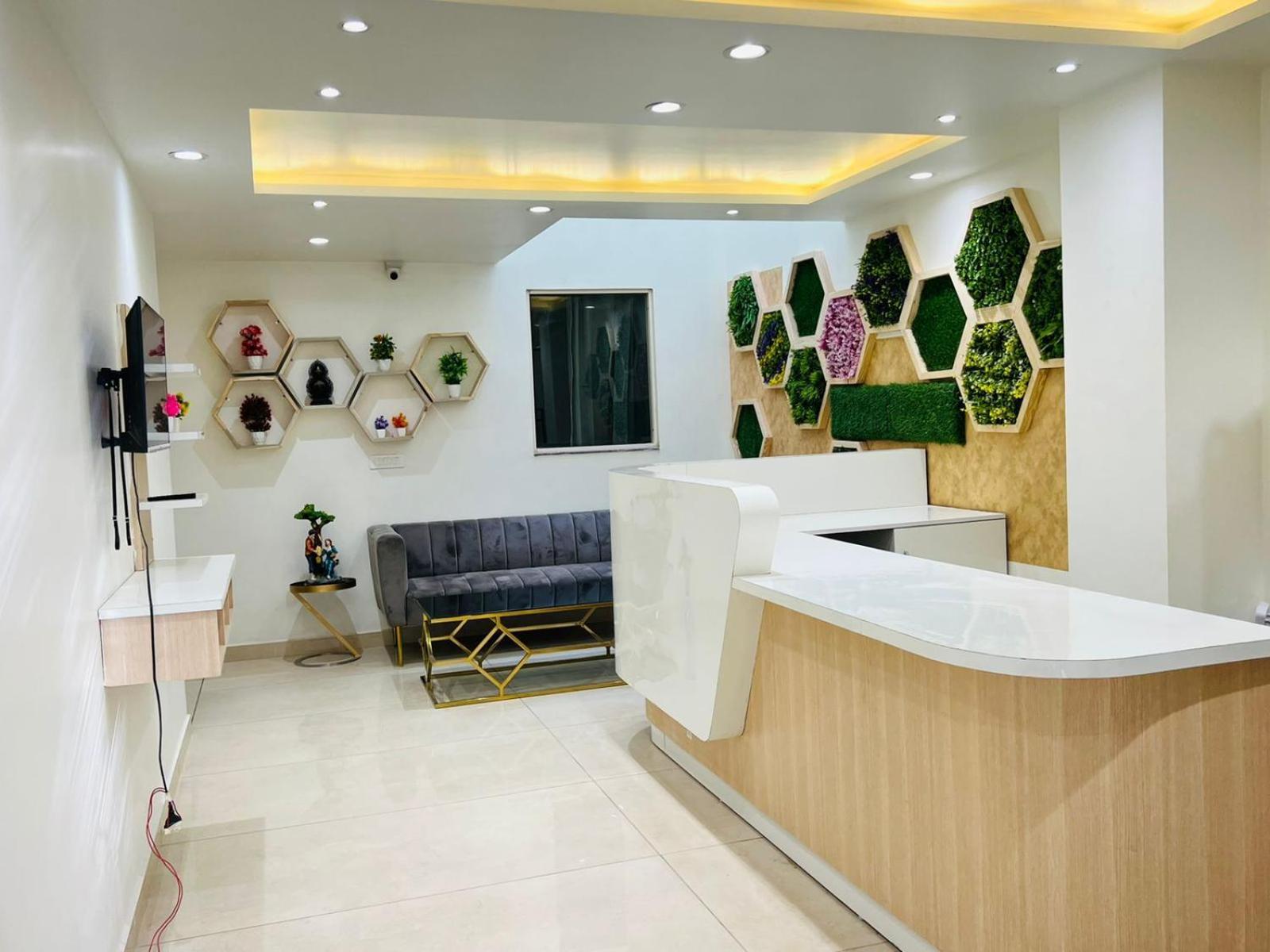 Hotel Skylark & Banquet Palwal 외부 사진