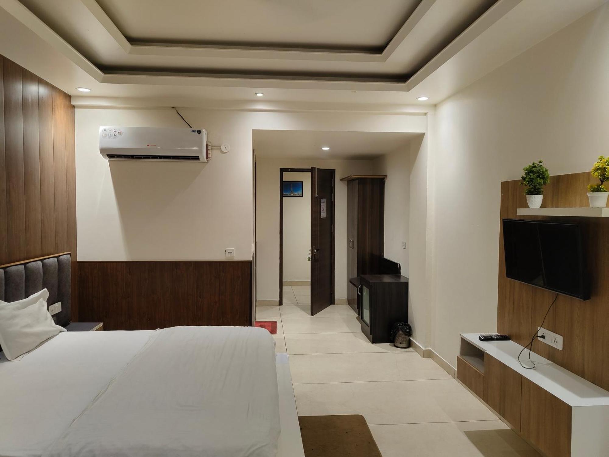 Hotel Skylark & Banquet Palwal 외부 사진